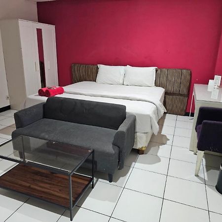 Mega Stay Near Mall Kelapa Gading Jakarta Eksteriør billede
